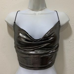 💫2 for $18 💫 Metallic cowl neck crop
